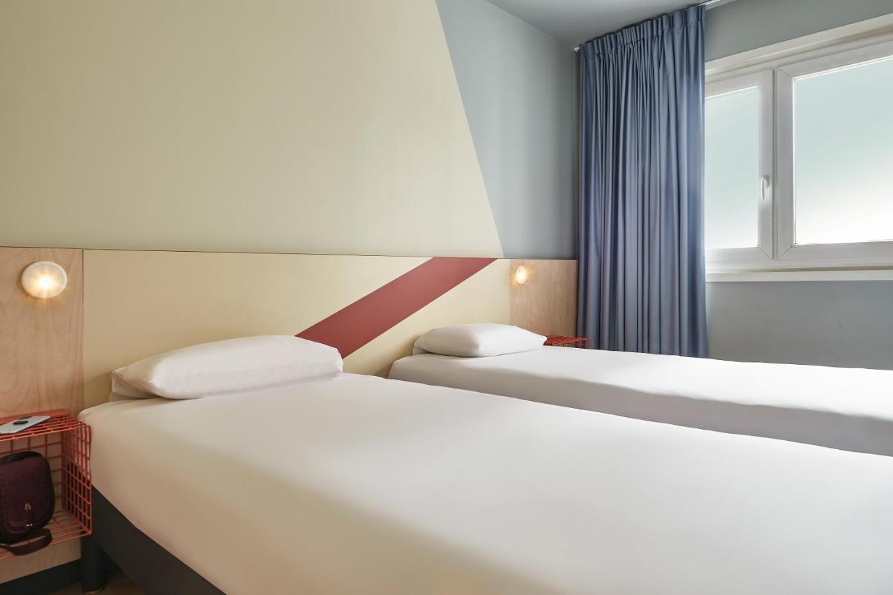 Hotel Ibis Budget Paris Porte D'Aubervilliers Esterno foto